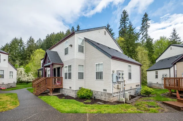 $870 | 600 California Avenue, Vernonia, OR 97064