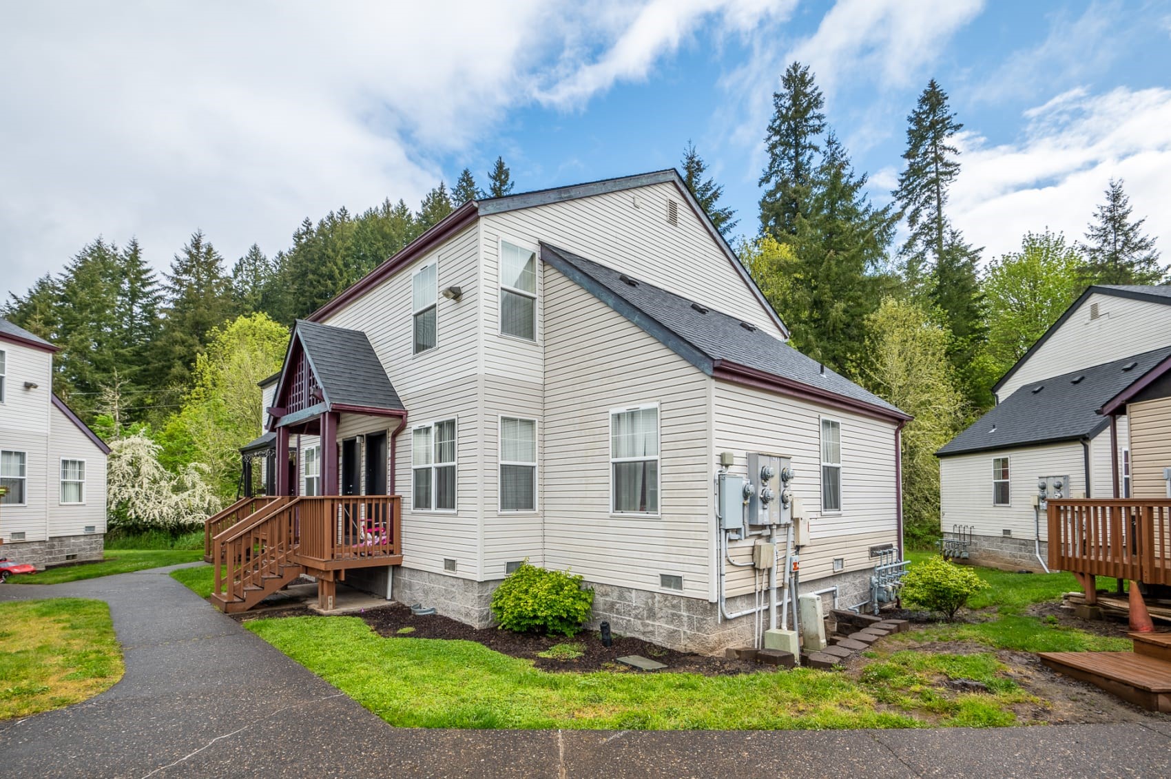 600 California Avenue Vernonia, OR 97064 - Photo 2 of 7 a view of a yard in front of house