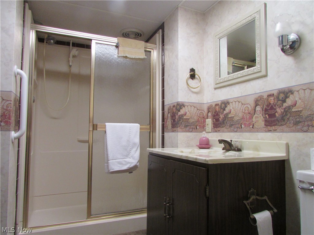 1398 Orchardview Road Independence, OH 44131 - Photo 16 of 21 Full Bath in the Basement