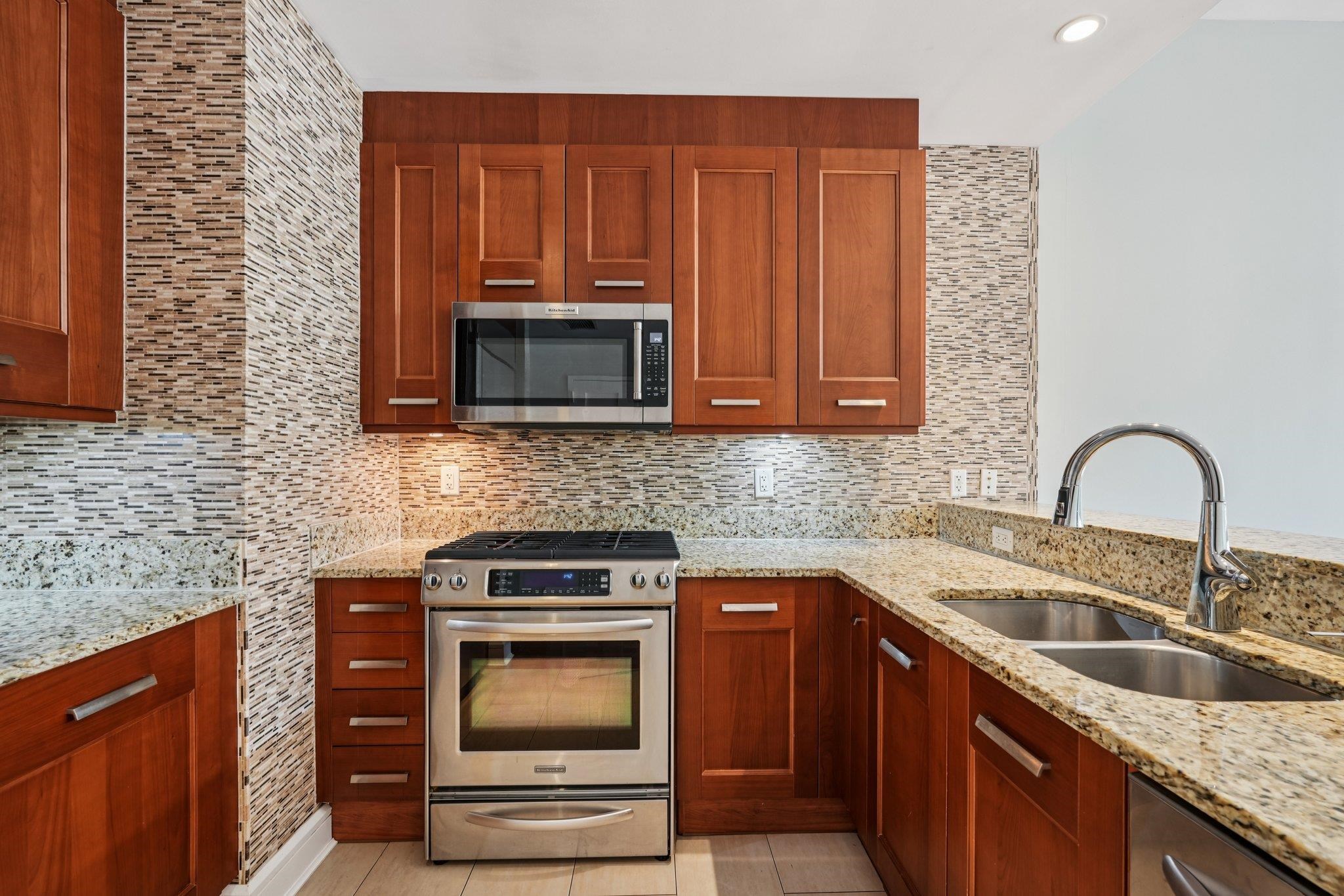 8100 River Road, Unit 210A North Bergen, NJ 07047 - Photo 6 of 41