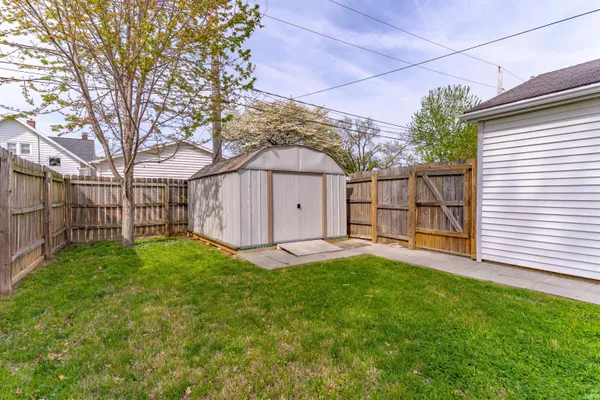 $194,000 | 1908 Bellemeade Avenue, Evansville, IN 47714