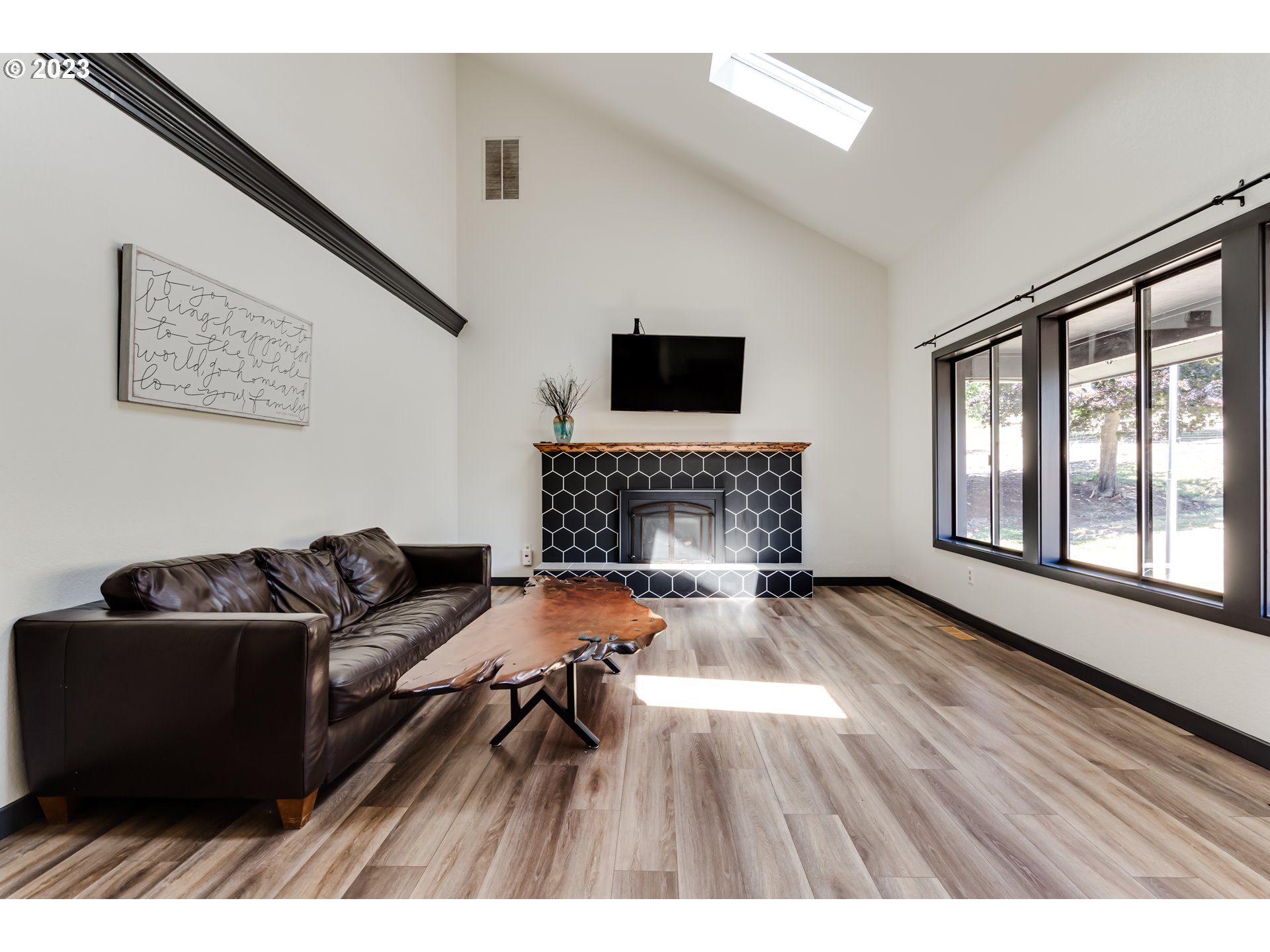 83811 Morning Star Road Creswell, OR 97426 - Photo 7 of 48 Gallery Image 7