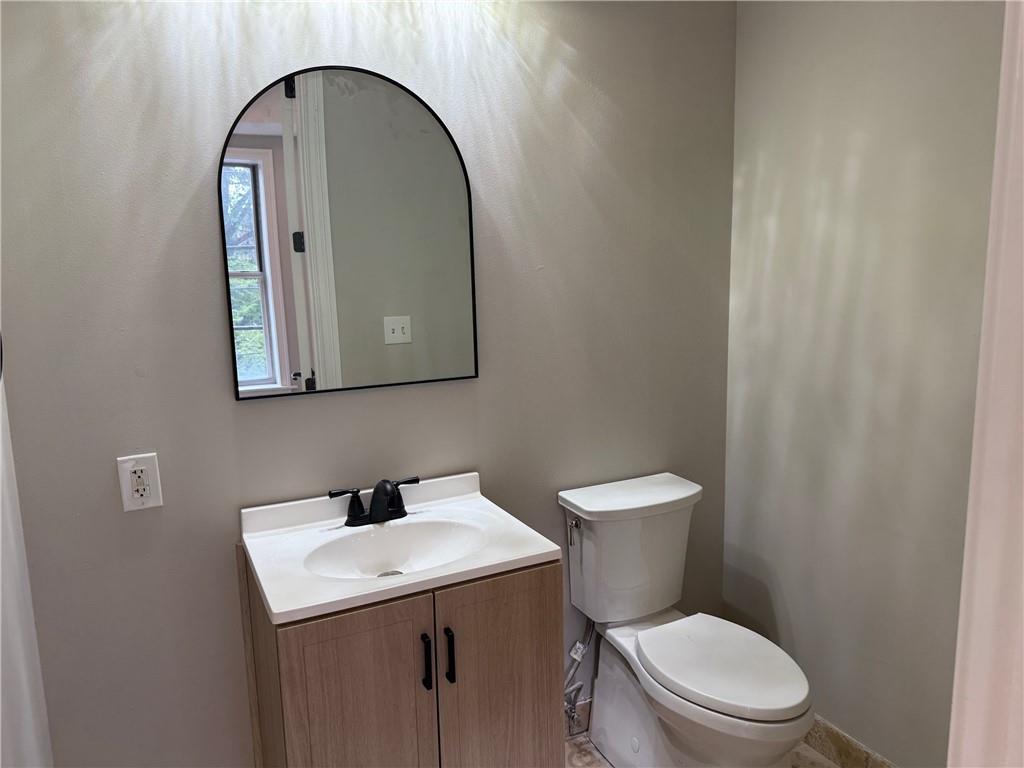 2255 Peachtree Road Northeast, Unit 322 Atlanta, GA 30309 - Photo 18 of 30 Gallery Image 18