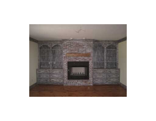 59255 Locust Road South Bend, IN 46614 - Photo 2 of 10 Gallery Image 2