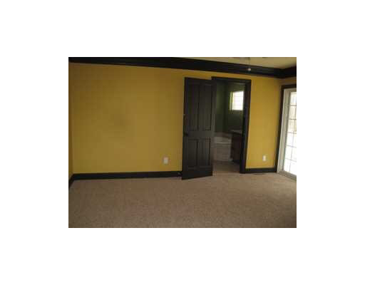 59255 Locust Road South Bend, IN 46614 - Photo 5 of 10 Gallery Image 5
