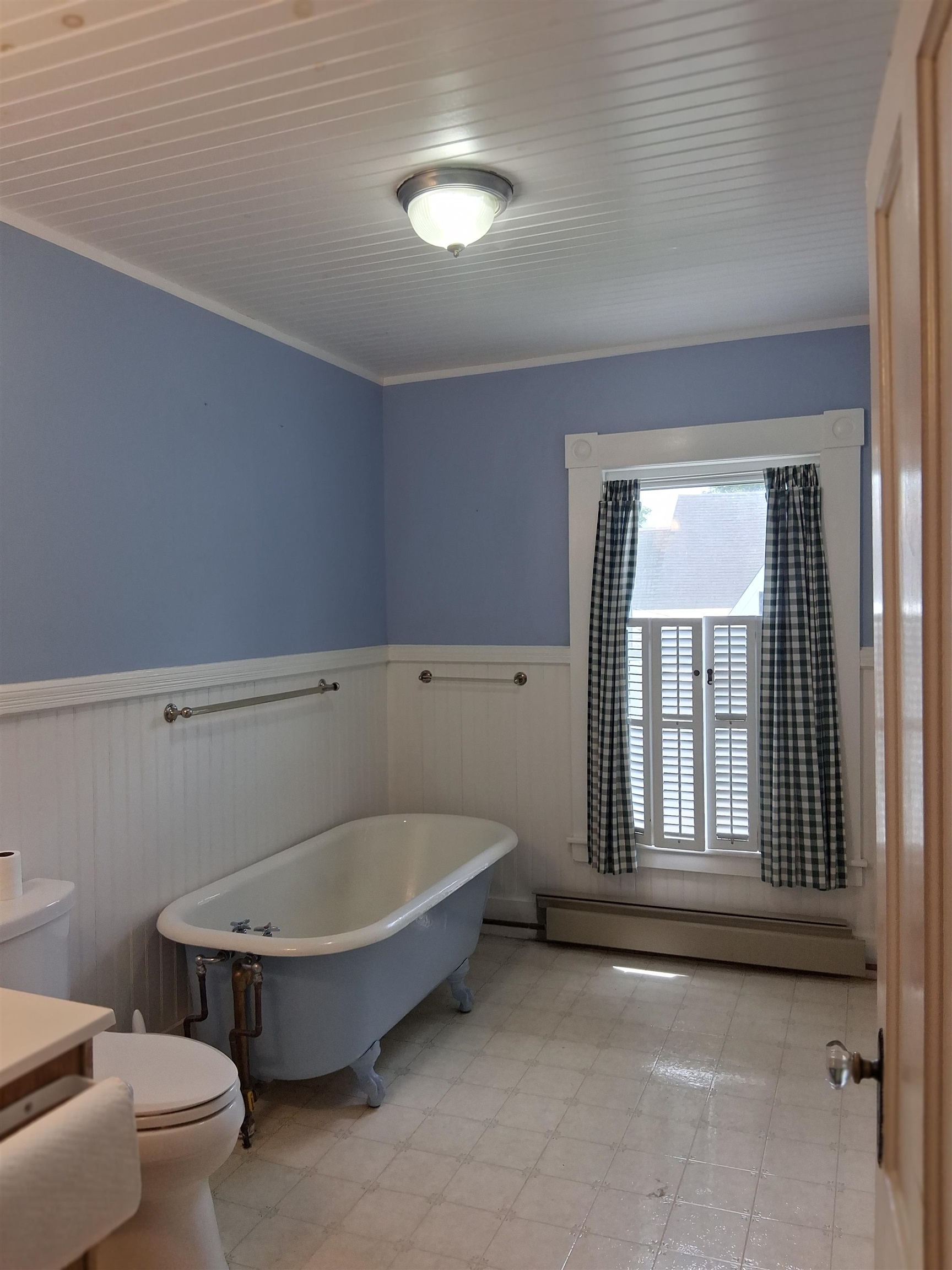 30 Cross Street Littleton, NH 03561 - Photo 23 of 34