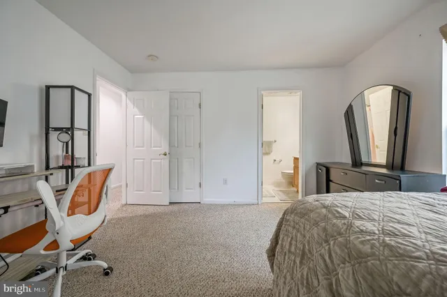 $450,000 | 16466 Samuel Paynter Boulevard, Milton, DE 19968