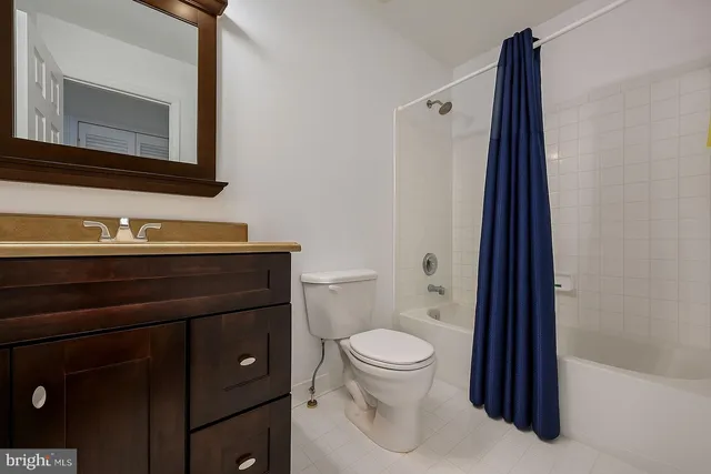 $450,000 | 16466 Samuel Paynter Boulevard, Milton, DE 19968