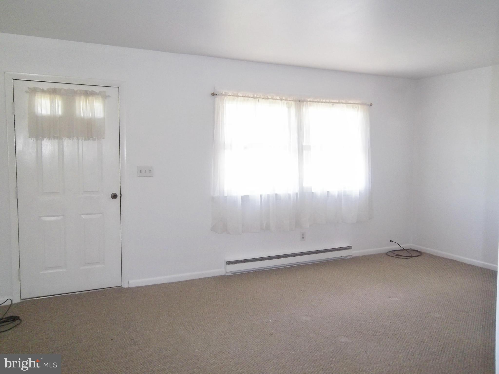 40 Cox Road Colora, MD 21917 - Photo 6 of 25 Living Room