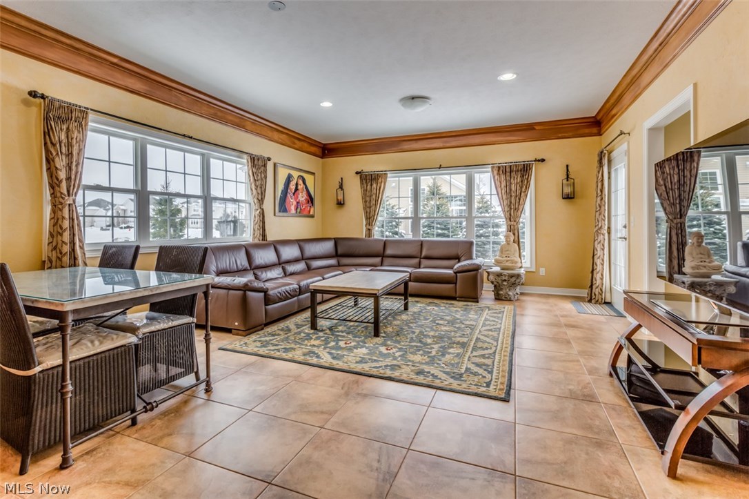192 Burwick Road Cleveland, OH 44143 - Photo 8 of 35 Gallery Image 8