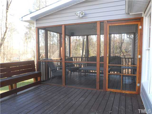 5706 Novaglen Road Durham, NC 27712 - Photo 24 of 25 Patio/Deck