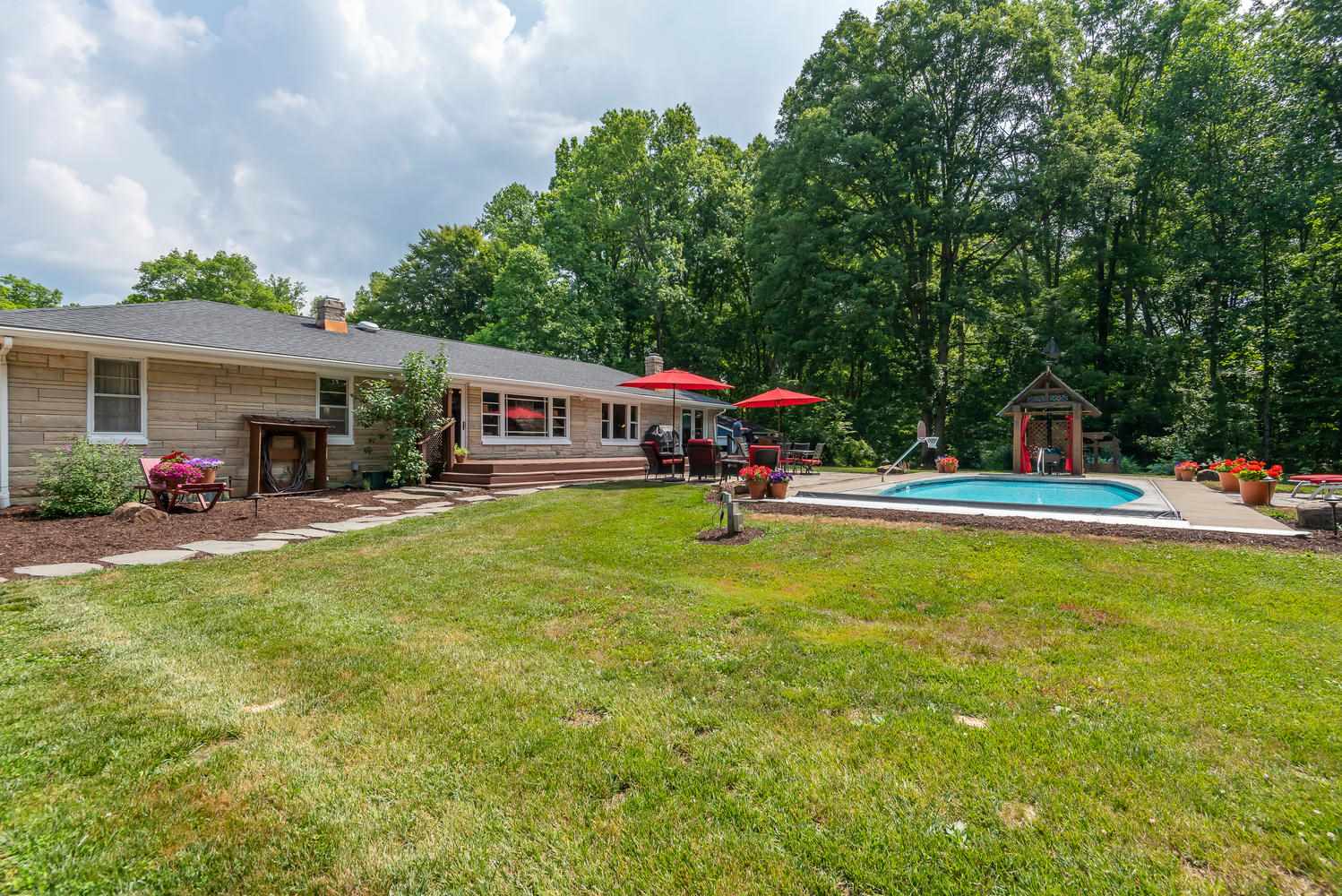 2150 East Mel Currie Road Bloomington, IN 47408 - Photo 26 of 36 Gallery Image 26