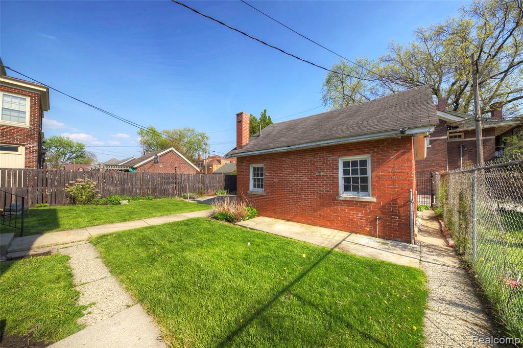 121 Longfellow Street Detroit, MI 48202 - Photo 74 of 87
