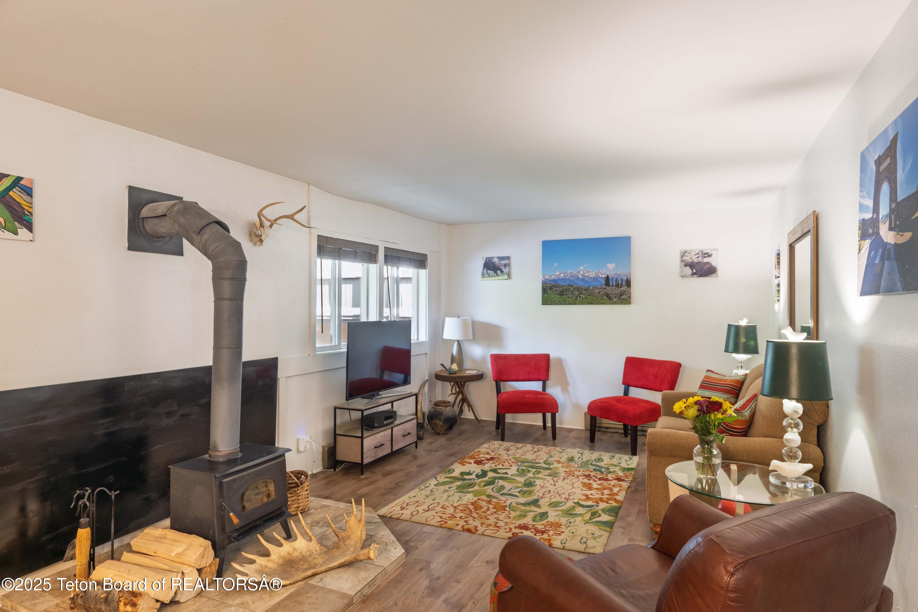 7170 North Rachel Way, Unit B5 Teton Village, WY 83025 - Photo 4 of 23 7170_JGPhoto-7