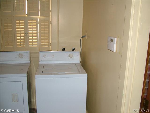 6015 Brookfield Road Richmond, VA 23227 - Photo 11 of 22 Laundry - utility room off garage