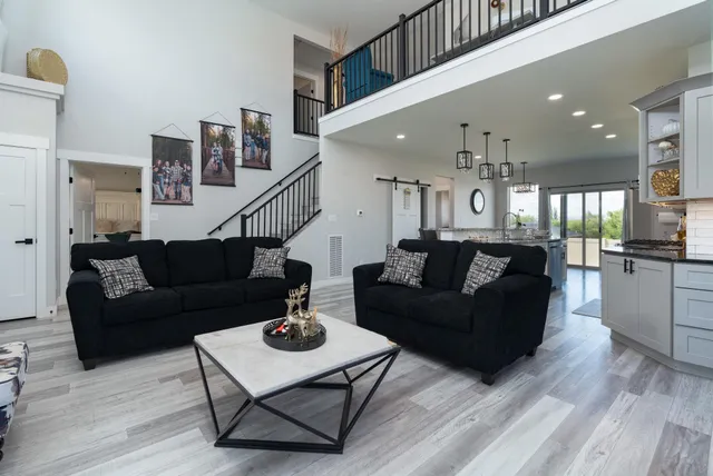 $599,000 | 132 Rolling Hill Drive, Grand Junction, CO 81503