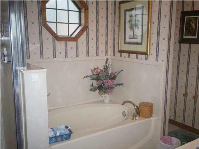 1702 Jacks Branch Road Cantonment, FL 32533 - Photo 7 of 15