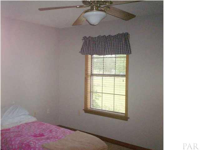 1702 Jacks Branch Road Cantonment, FL 32533 - Photo 8 of 15