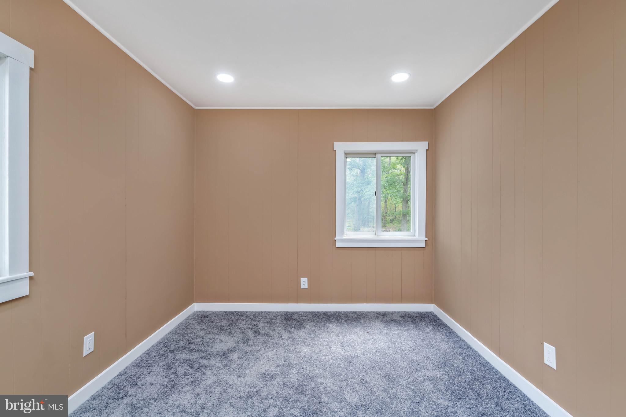 485 Lummistown Road Cedarville, NJ 08311 - Photo 15 of 34 a view of a window in a room