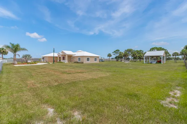 $1,200,000 | 4715 Blossom Ridge Place, Grant, FL 32949
