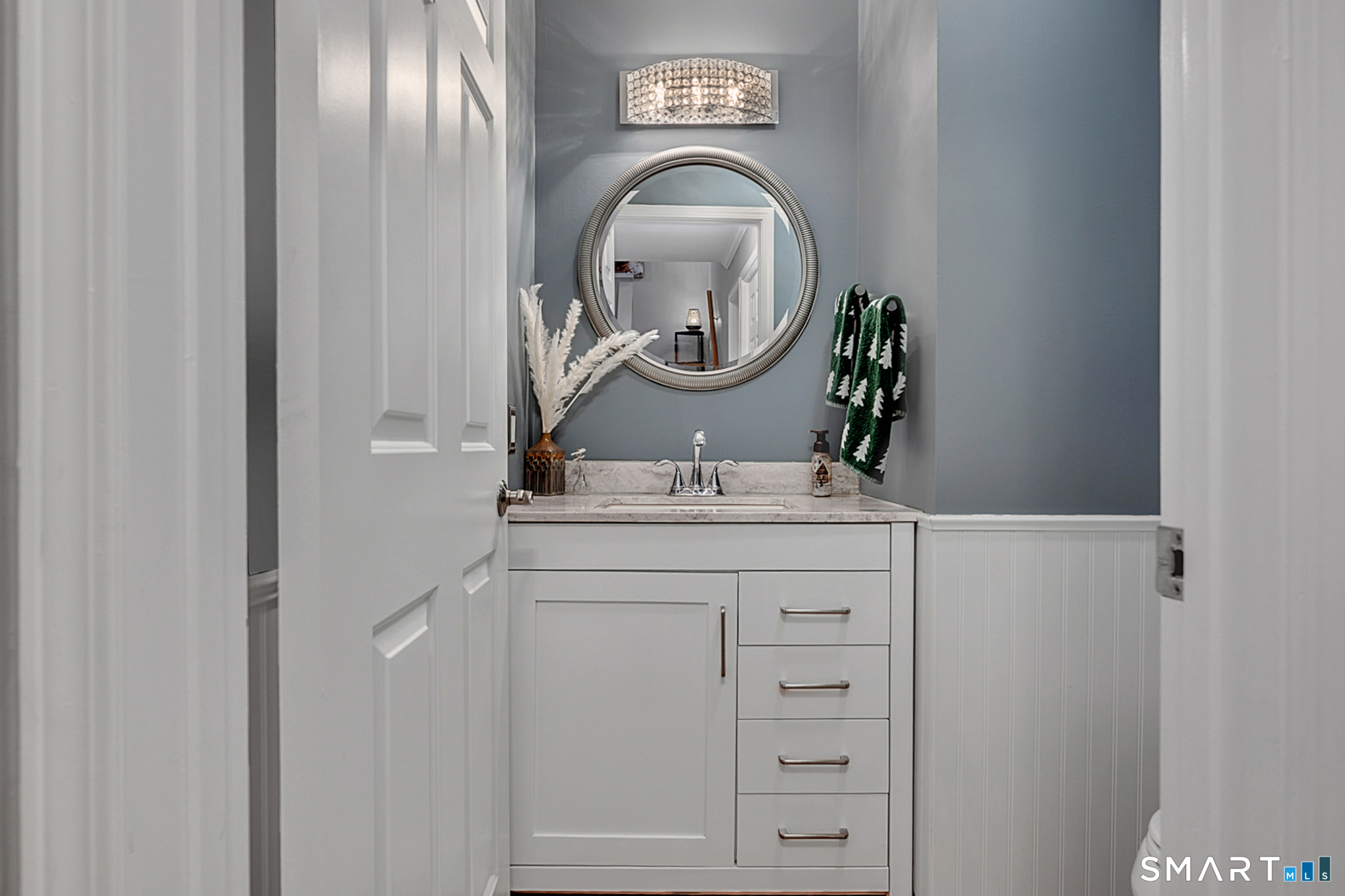 4 Strathmore Lane, Unit 4 Avon, CT 06001 - Photo 14 of 39