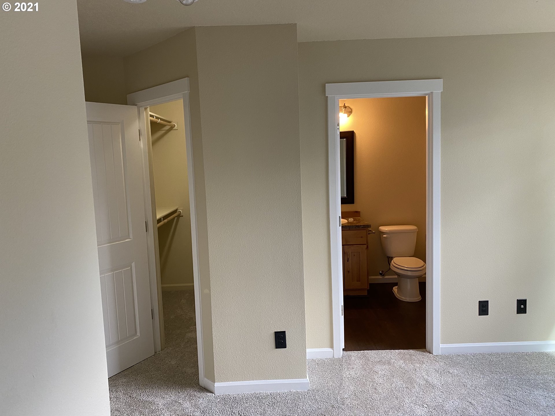 226 Northwest Sagan Loop Sheridan, OR 97378 - Photo 4 of 4