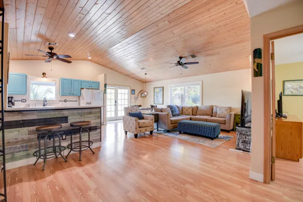 $900,000 | 216 Newfound Boulevard, Big Pine Key, FL 33043