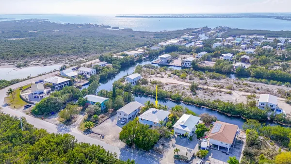 $900,000 | 216 Newfound Boulevard, Big Pine Key, FL 33043