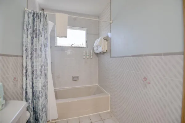 $900,000 | 216 Newfound Boulevard, Big Pine Key, FL 33043