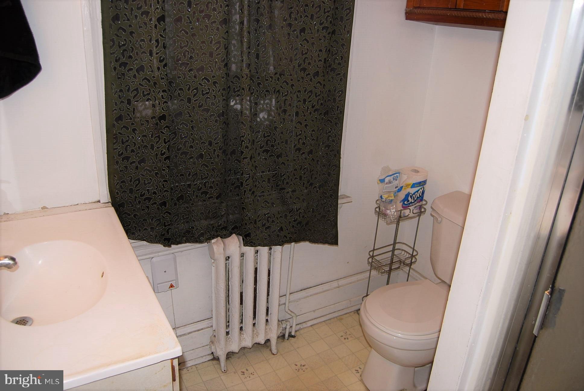 233 South 45th Street Philadelphia, PA 19104 - Photo 16 of 23