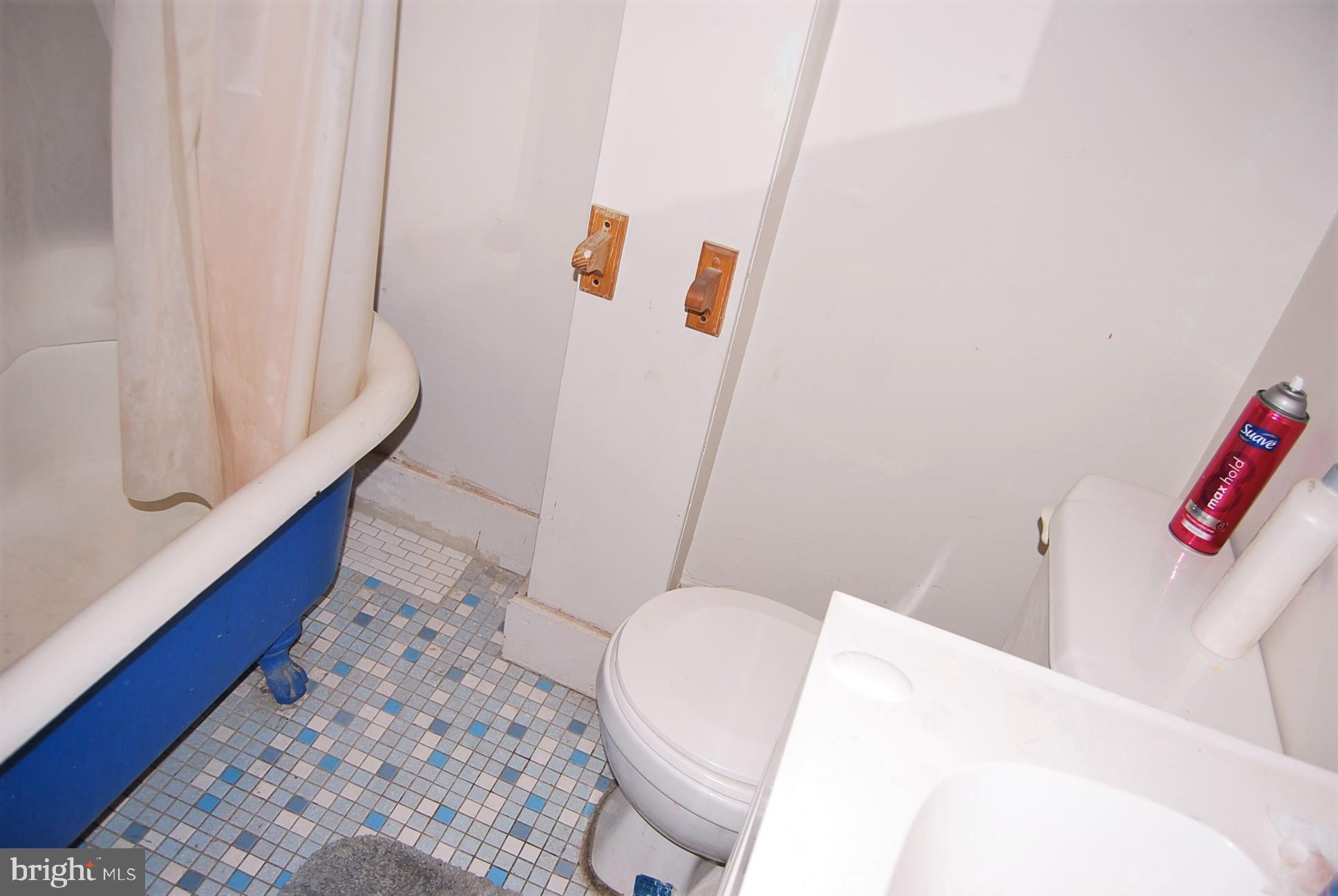 233 South 45th Street Philadelphia, PA 19104 - Photo 20 of 23