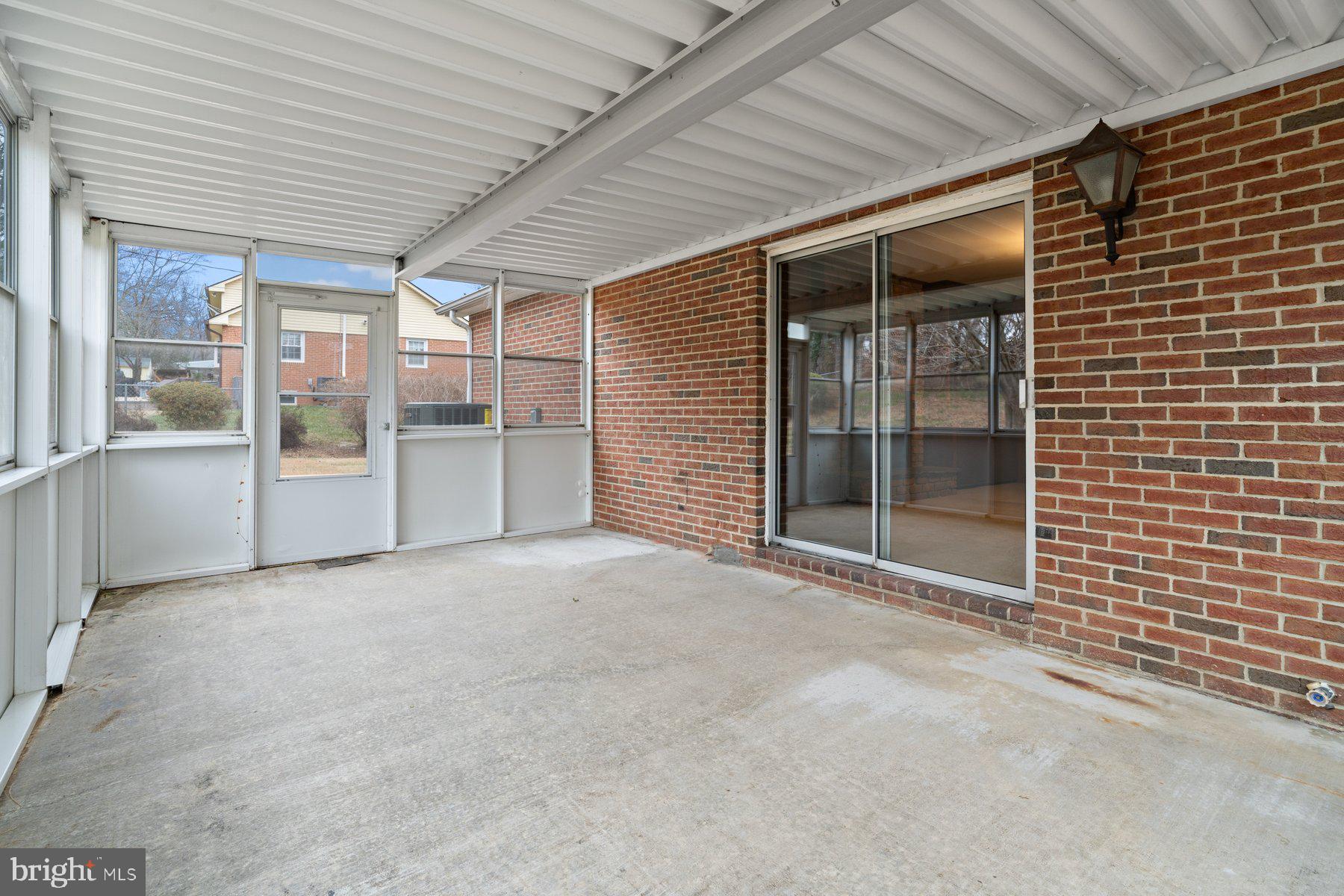 5811 Meadow Drive Frederick, MD 21702 - Photo 14 of 33 Covered patio