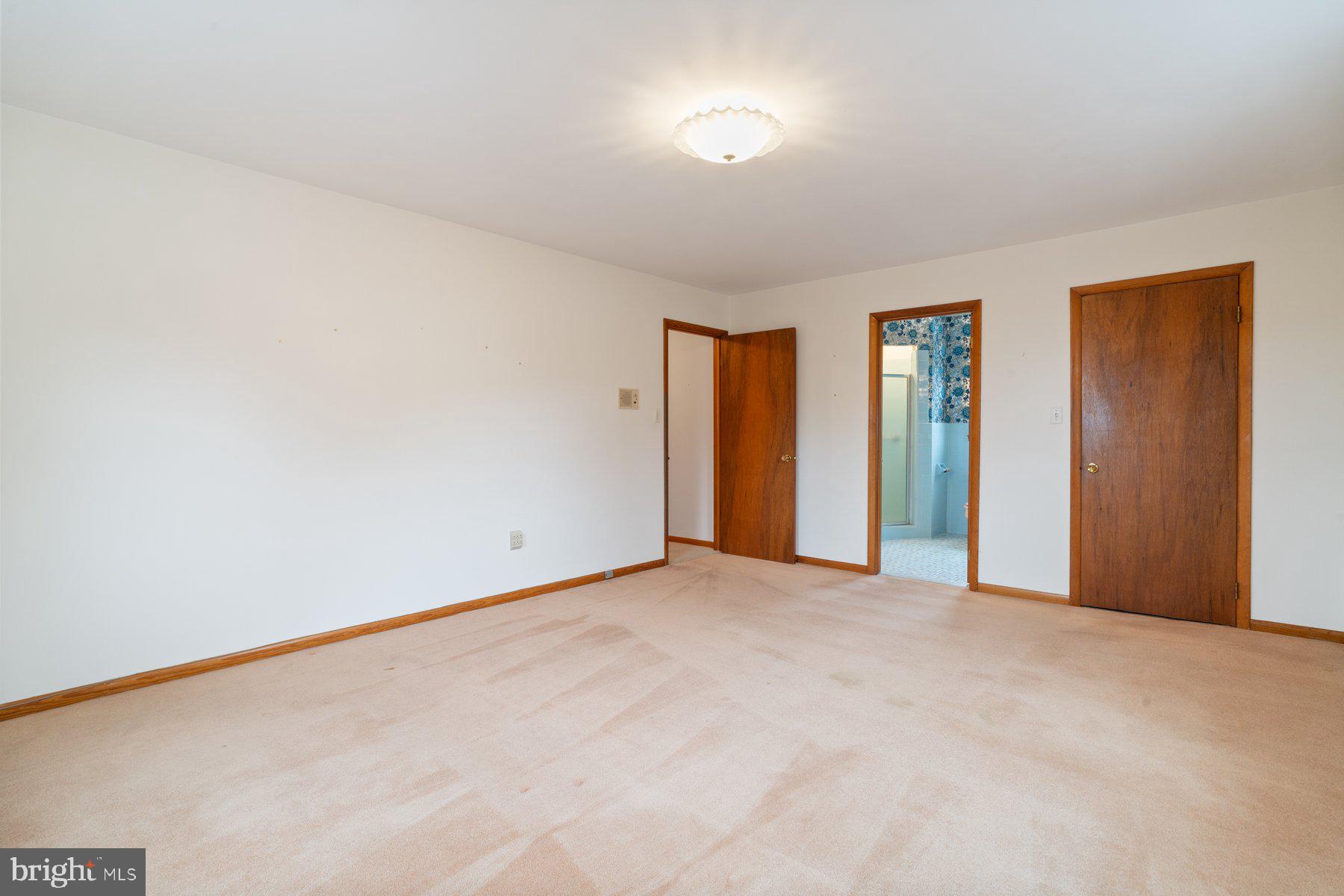 5811 Meadow Drive Frederick, MD 21702 - Photo 18 of 33 Primary Bedroom