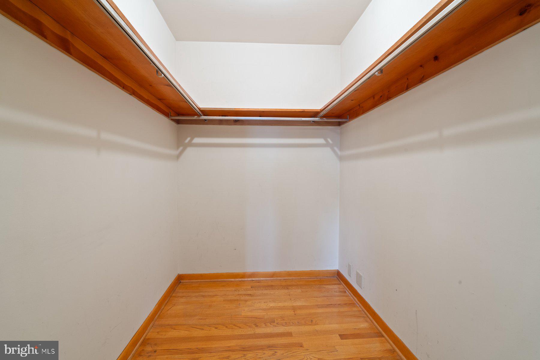 5811 Meadow Drive Frederick, MD 21702 - Photo 19 of 33 Primary Bedroom closet