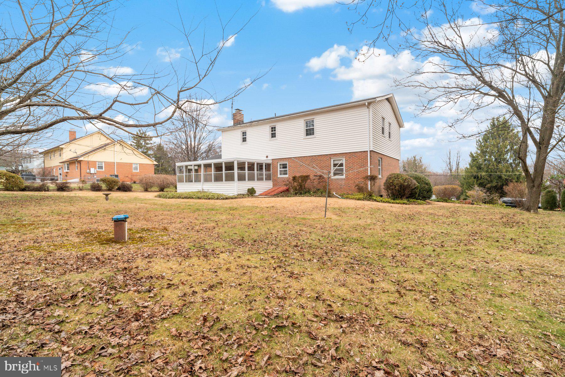 5811 Meadow Drive Frederick, MD 21702 - Photo 30 of 33 Rear yard