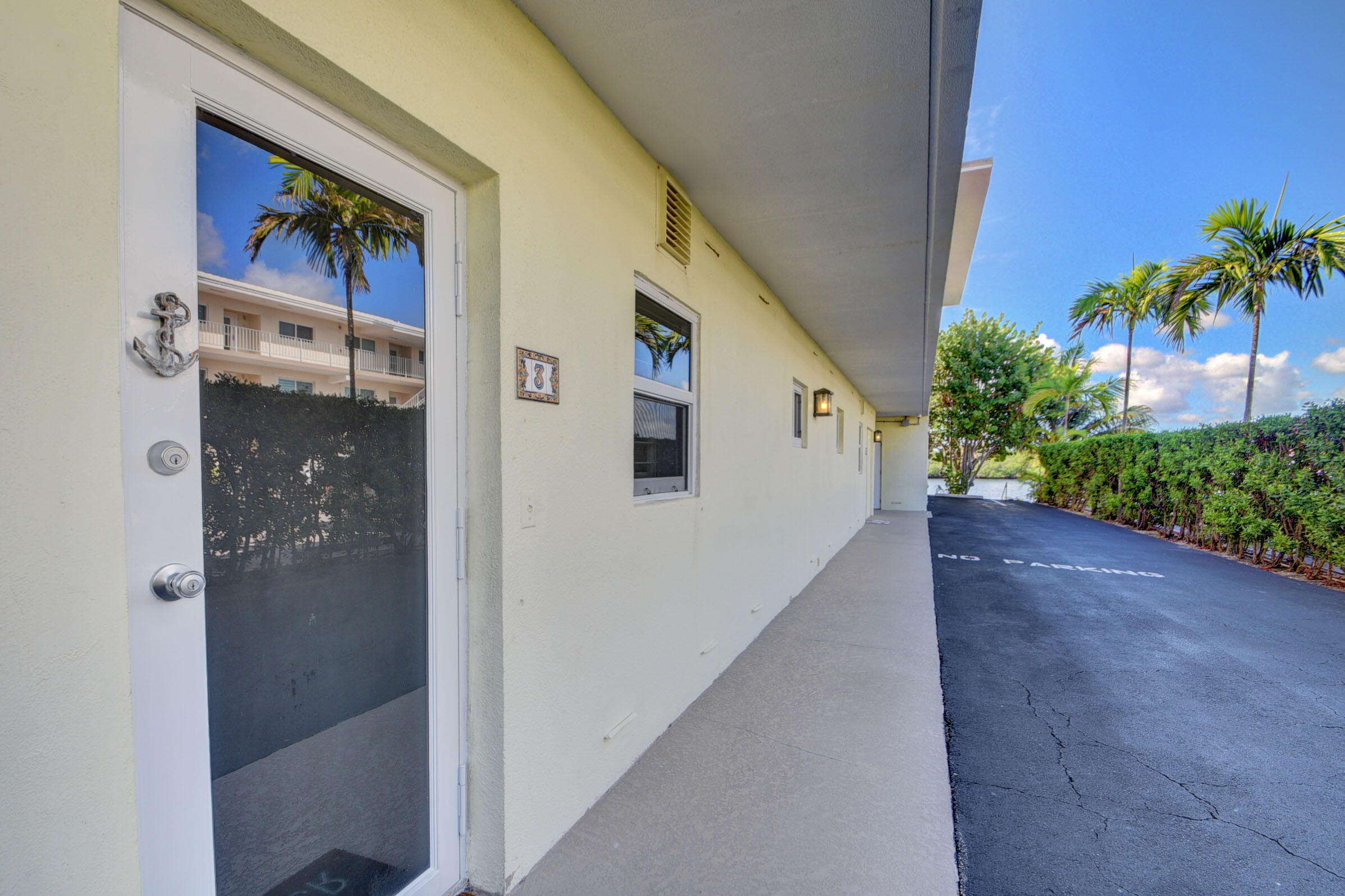 6520 North Ocean Boulevard, Unit 3 Ocean Ridge, FL 33435 - Photo 5 of 36 Front door