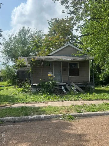 $9,900 | 1235 Oriole Street, Venice, IL 62090