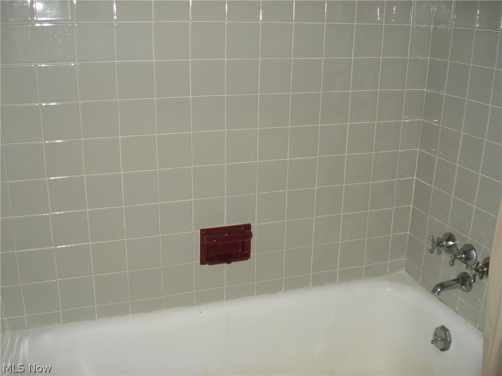 4563 Liberty Road Cleveland, OH 44121 - Photo 26 of 30