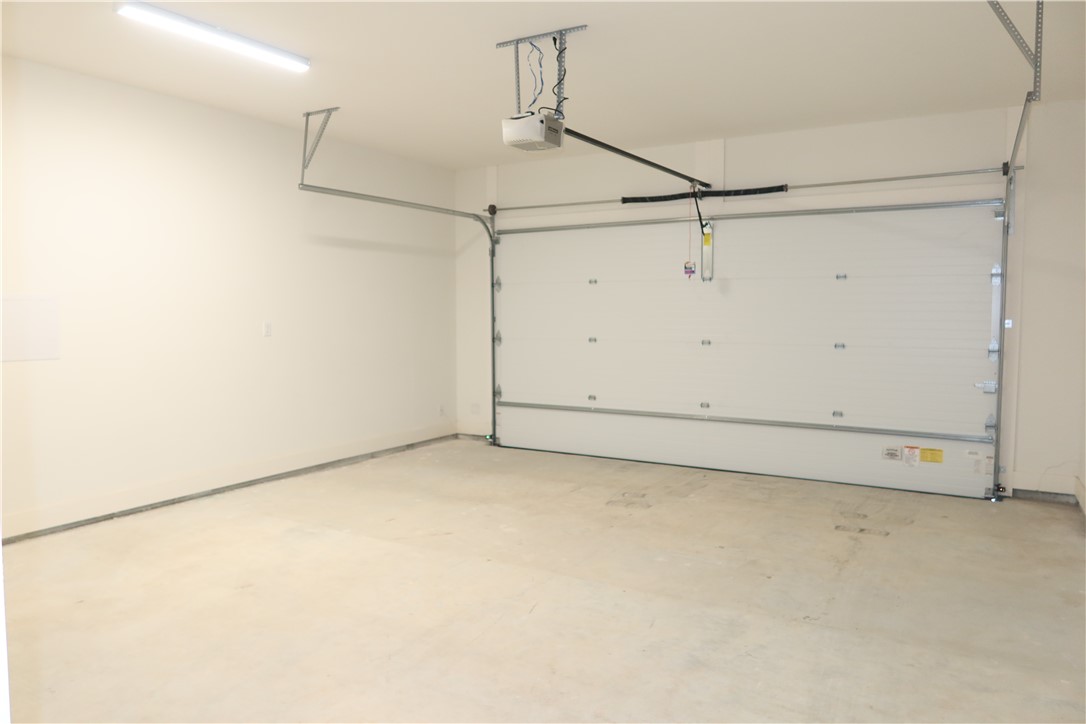 2905 Huffman Way College Station, TX 77845 - Photo 10 of 37 a view of a room with closet