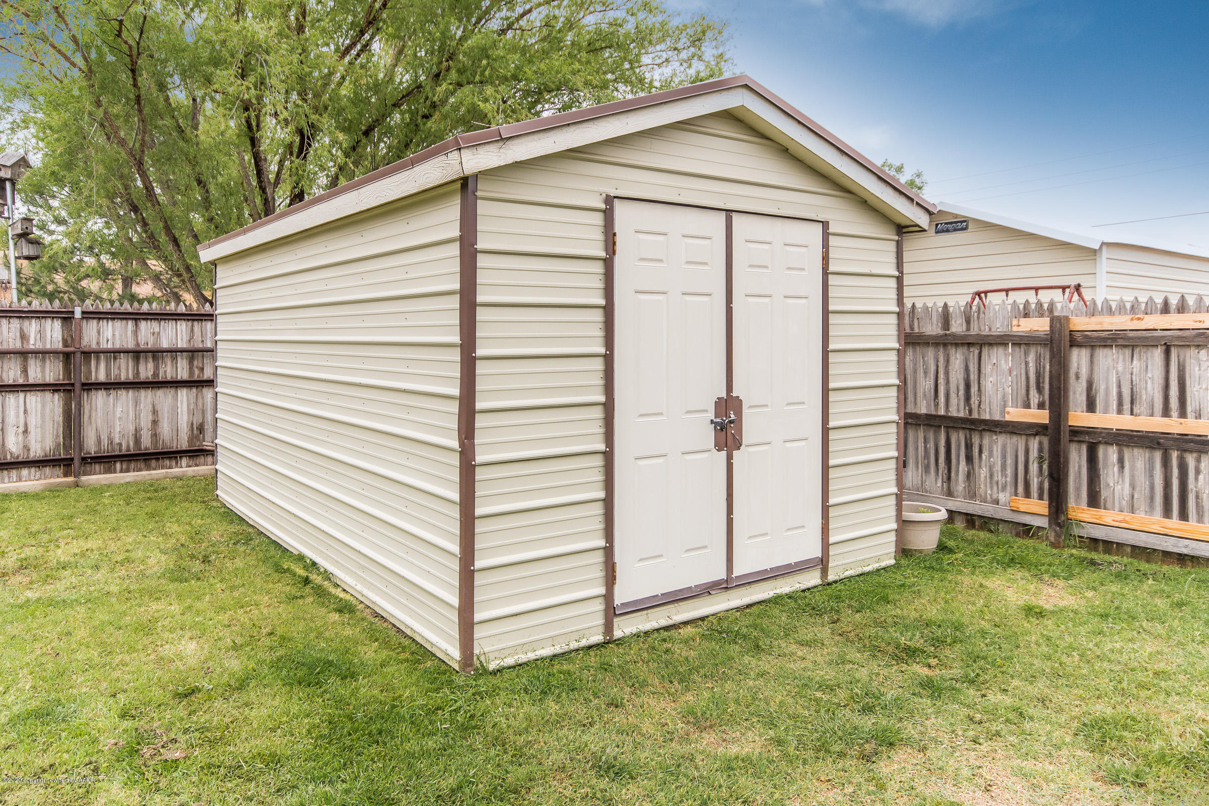 8114 Indian Trail Amarillo, TX 79110 - Photo 17 of 20 Shed