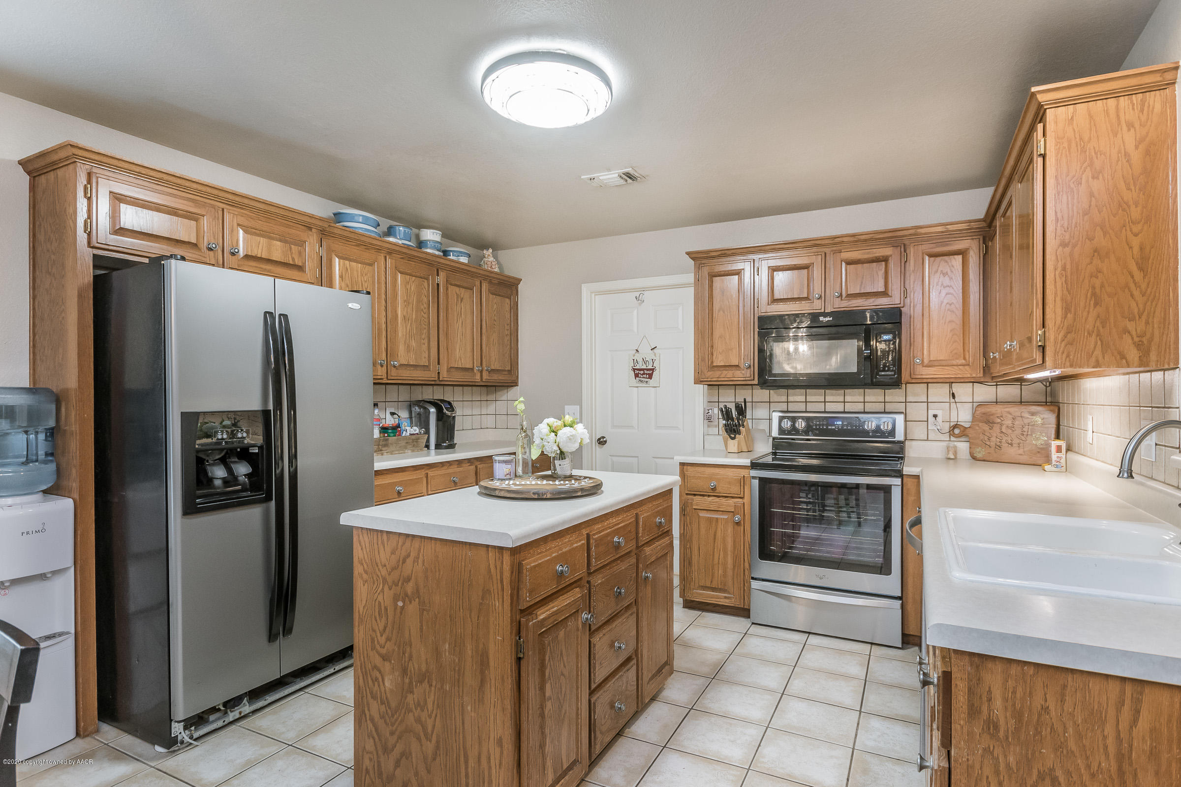 8114 Indian Trail Amarillo, TX 79110 - Photo 5 of 20 Kitchen