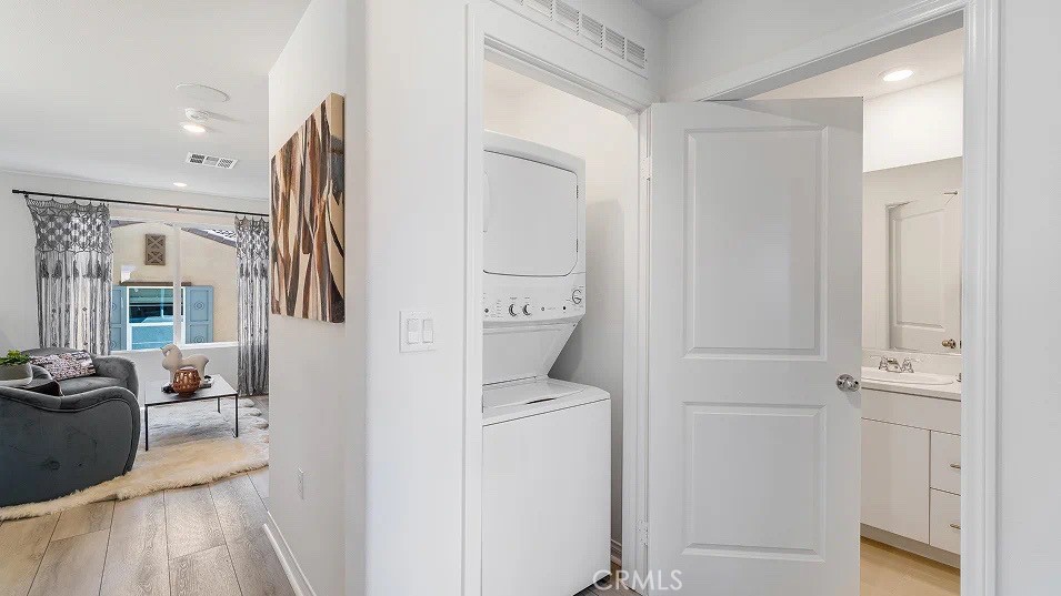 1215 Yeager Avenue Rialto, CA 92376 - Photo 11 of 19 Residence 1 Model - not homesite