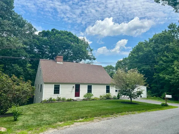 $899,900 | 41 Roberts Road, Hopkinton, NH 03229