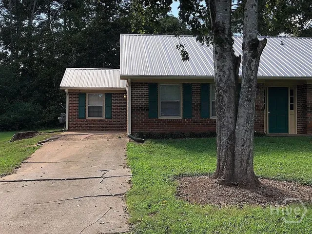 $1,075 | 370 Jockey Club Drive, Athens, GA 30605