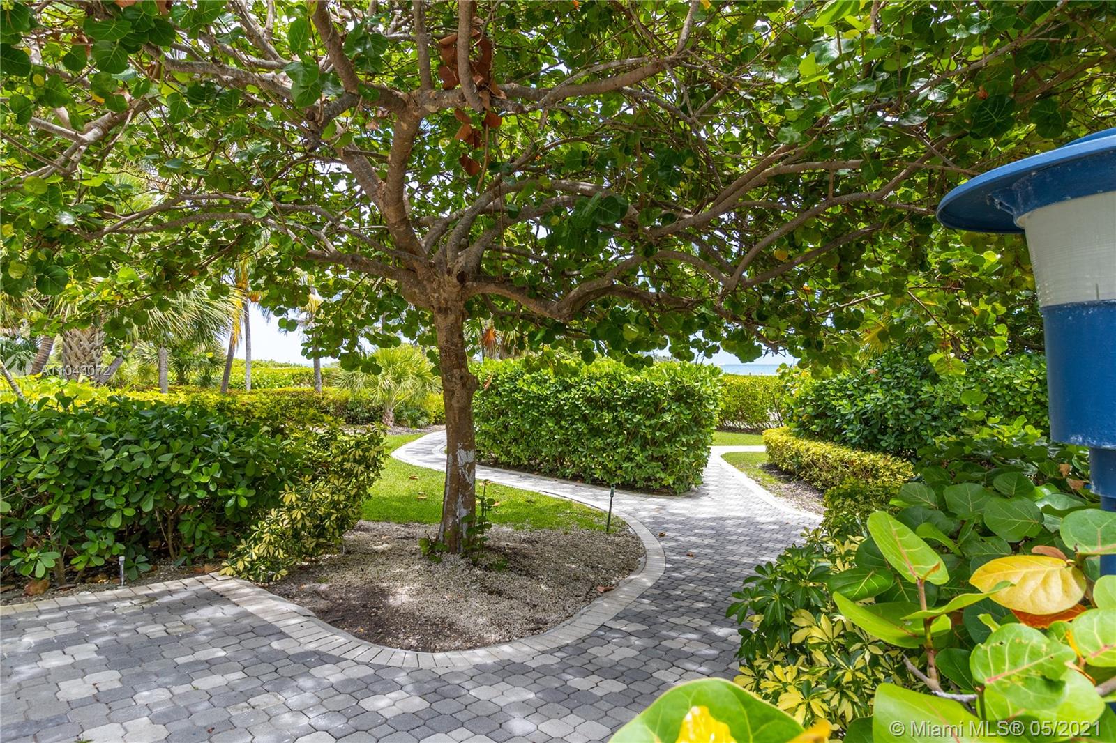 8877 Collins Avenue, Unit 305 Surfside, FL 33154 - Photo 29 of 38