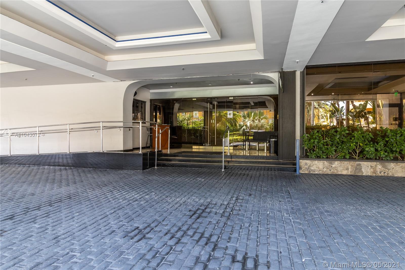 8877 Collins Avenue, Unit 305 Surfside, FL 33154 - Photo 37 of 38