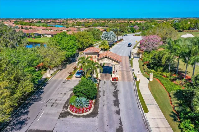 $385,000 | 7149 River Hammock Drive, Unit 101, Bradenton, FL 34212