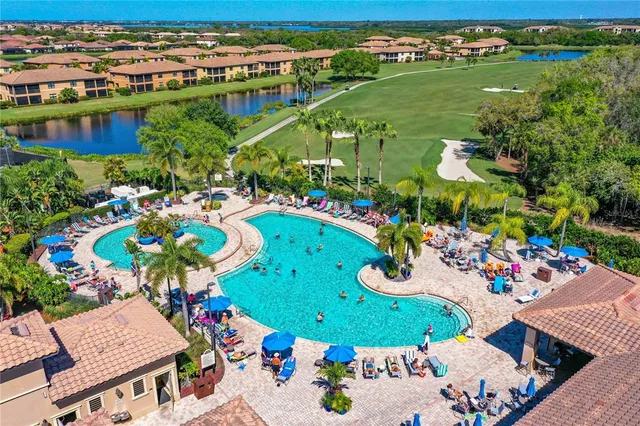 $385,000 | 7149 River Hammock Drive, Unit 101, Bradenton, FL 34212