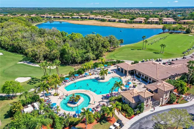 $385,000 | 7149 River Hammock Drive, Unit 101, Bradenton, FL 34212