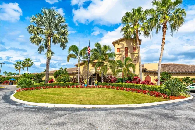 $385,000 | 7149 River Hammock Drive, Unit 101, Bradenton, FL 34212